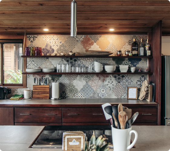 Casa Botanica kitchen prepared for grocery provisioning