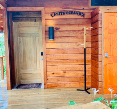 Casita Oceanica entrance at Casa Botanica